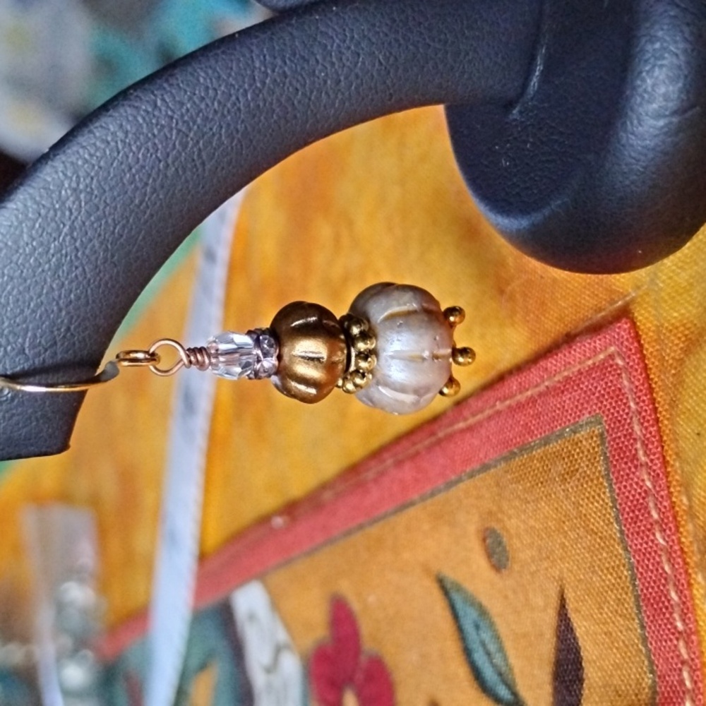 🎃Hand Crafted Elegant Gold and Cream Pumpkin Earrings🎃 - Picture 3 of 6